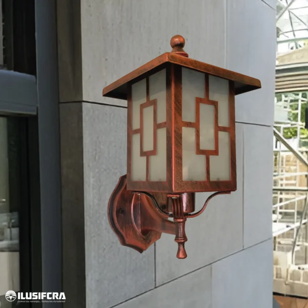 FAROL PARA EXTERIOR DE PARED ACABADO ROJO 2197